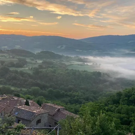 펜션 In The Village With Air Conditioning, Cleaning Included Montecastelli Pisano