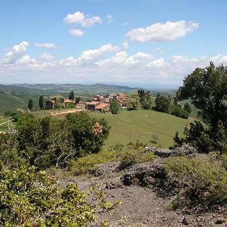 Σπίτι διακοπών In The Village With Air Conditioning, Cleaning Included Montecastelli Pisano