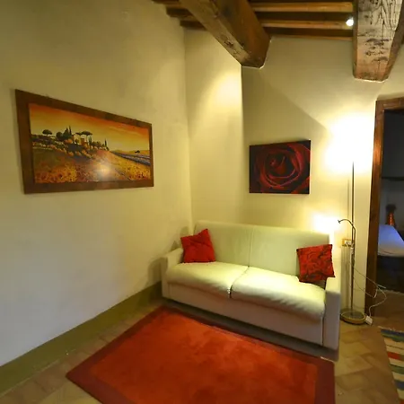 In The Village With Air Conditioning, Cleaning Included Montecastelli Pisano