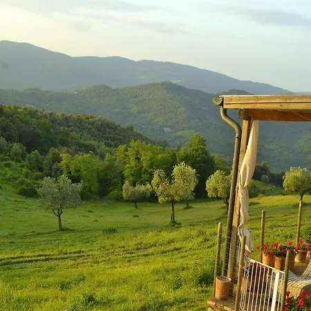 In The Village With Air Conditioning, Cleaning Included Hébergement de vacances